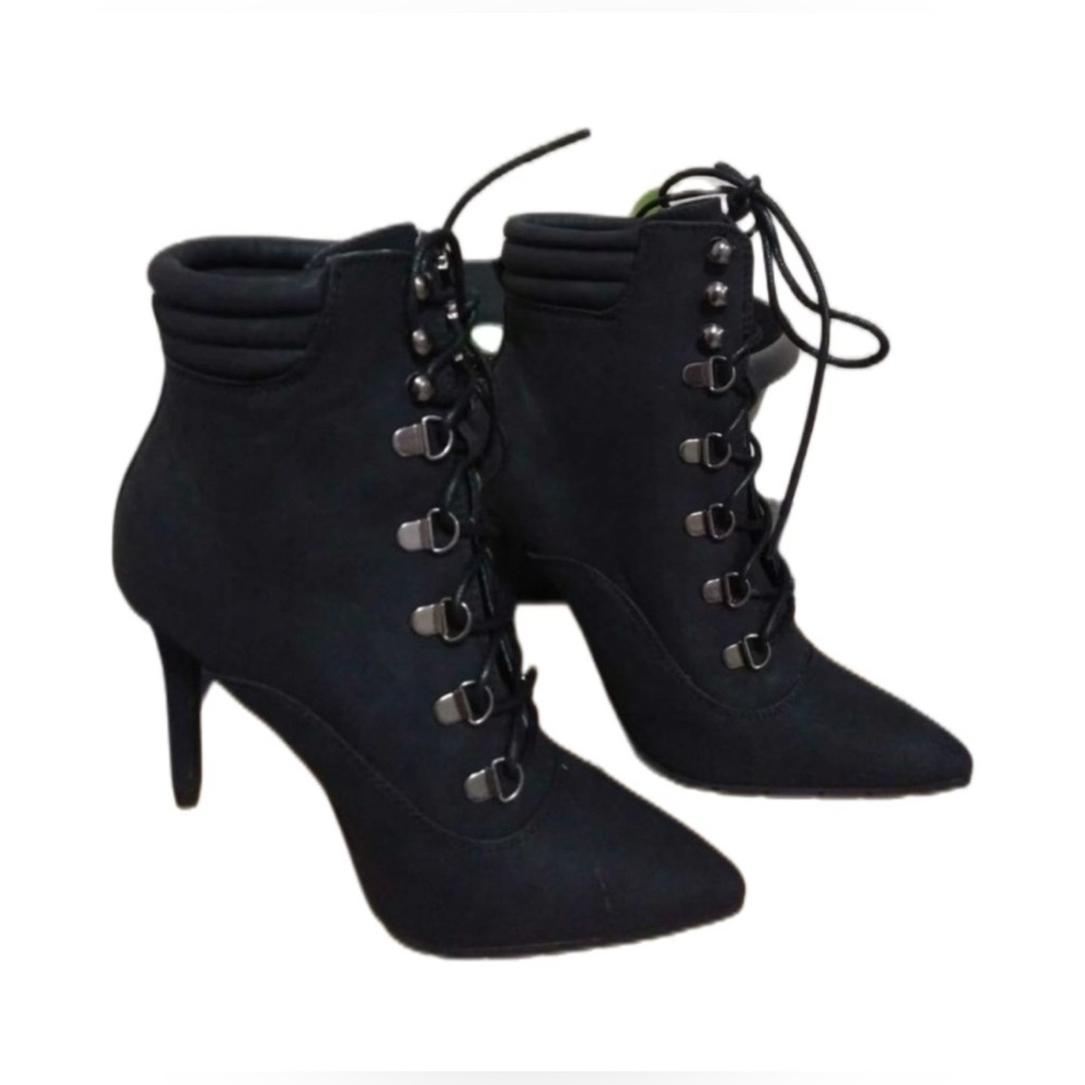 LE CHATEAU Black SUEDE BOOTS Heels Sz 6.5